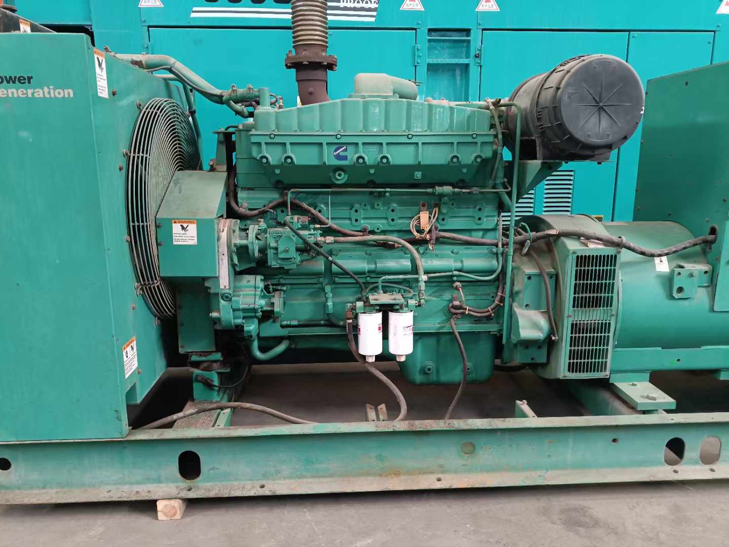 乌审过载会对 600kW 柴油发电机组造成哪些损害？